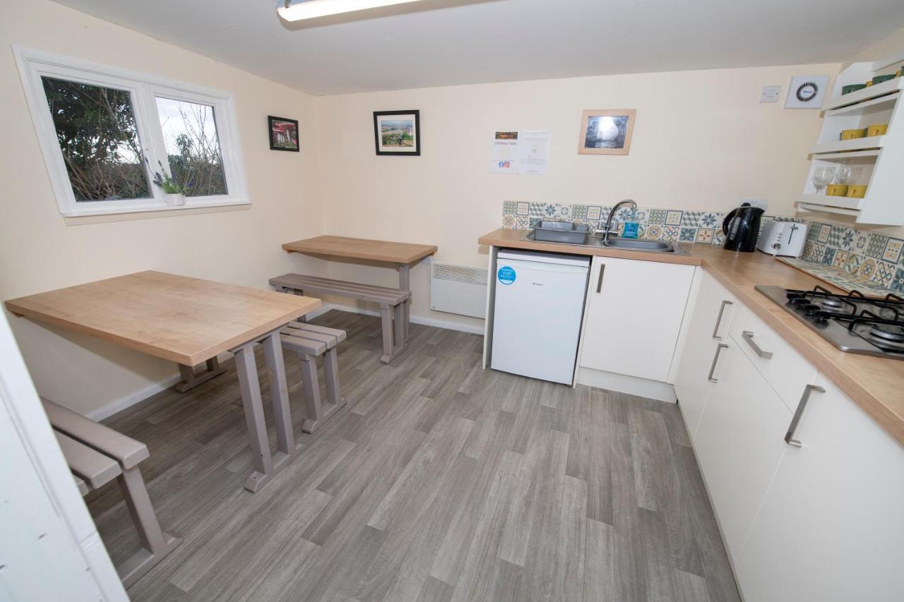 Seaways Glamping, Redwood Apartment Driffield Exterior photo